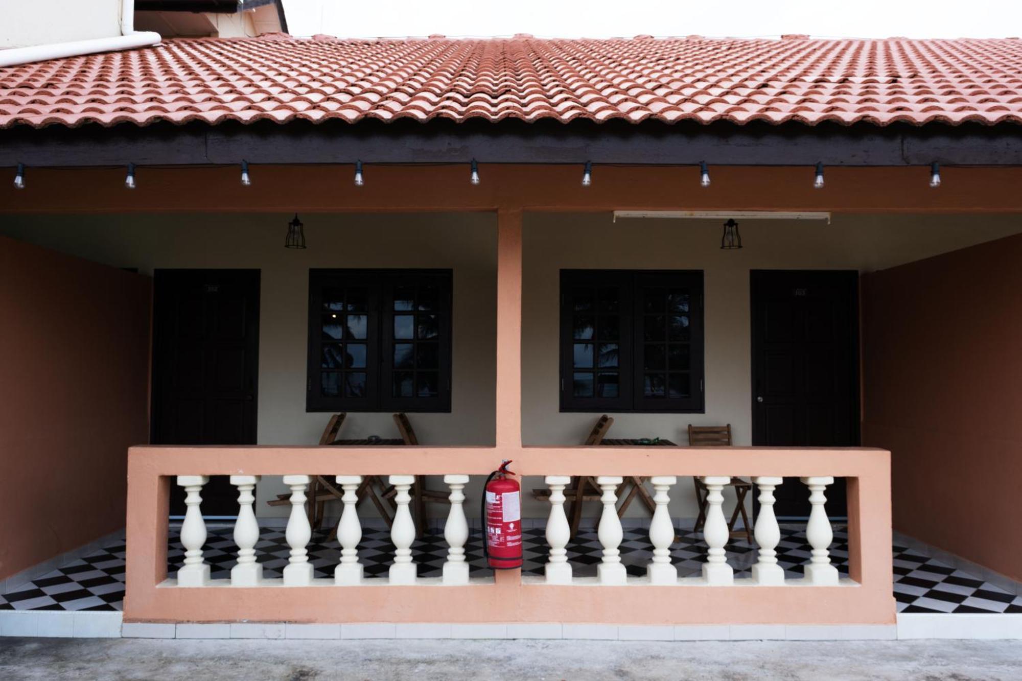 Blackstone Beach Resort Kuantan Ngoại thất bức ảnh
