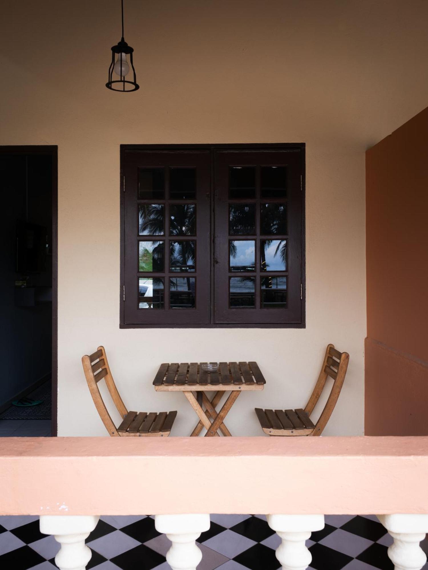 Blackstone Beach Resort Kuantan Ngoại thất bức ảnh